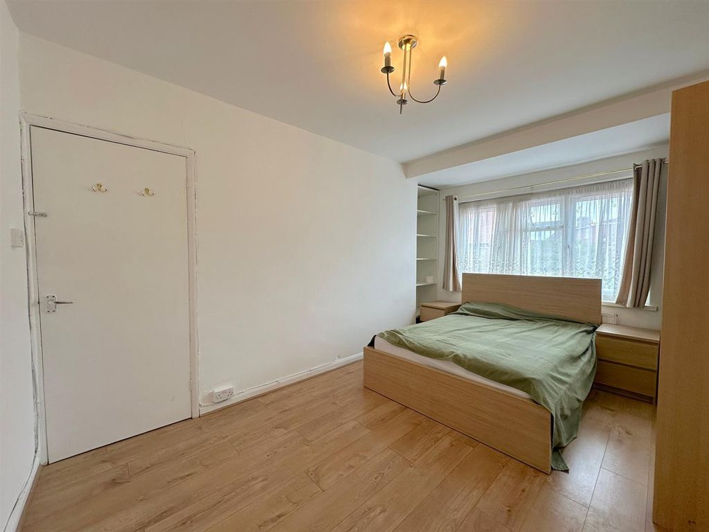 Property photo 3 of 5 Ae0F083F-653F-4E36-970E-2Da60c808905.Jpg