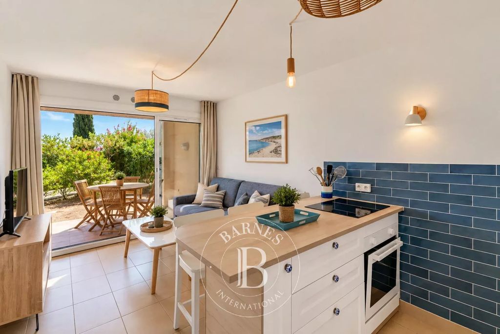 Property photo 1 of 8 La Croix Valmer - Apartment 1 Bedroom Close To The Beach