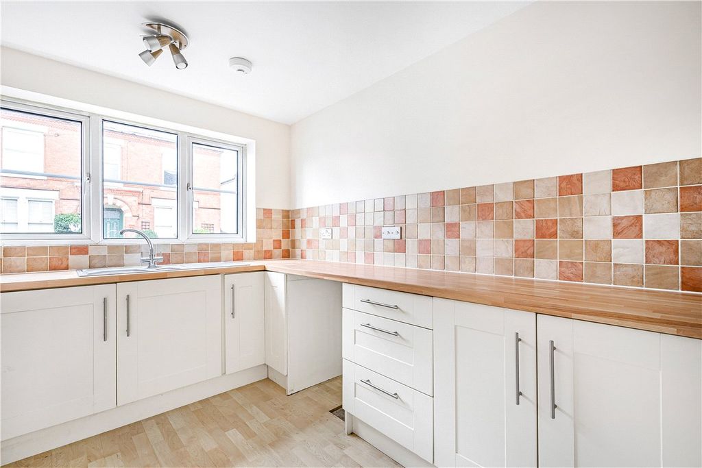 Property photo 2 of 17 Picture No. 02