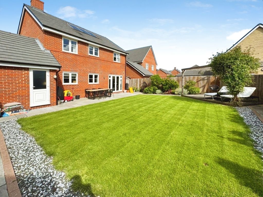 Property photo 2 of 24 Pbox-Img.Jpg