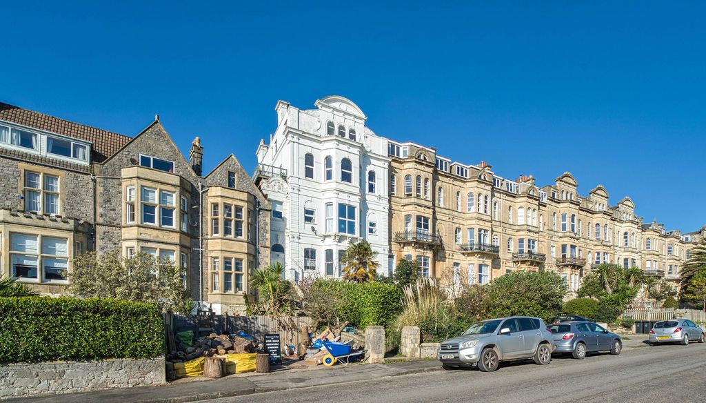 Property photo 2 of 14 Photo 14