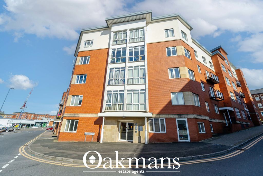 Property photo 1 of 14 Photograph