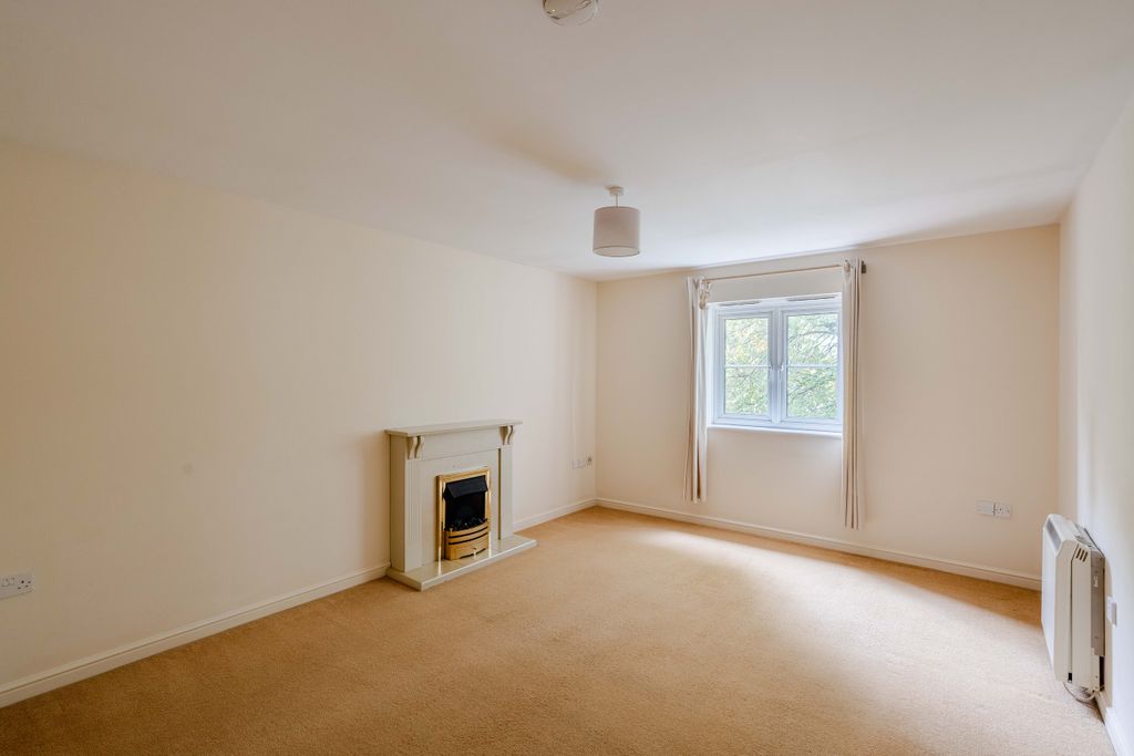 Property photo 2 of 14 Photo 2