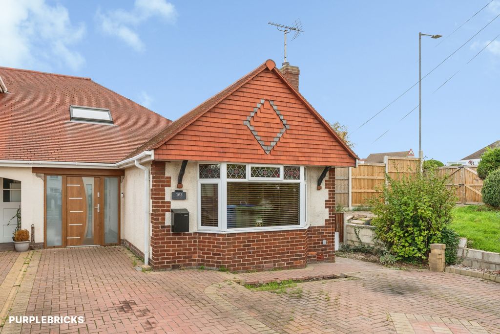 Property photo 1 of 41