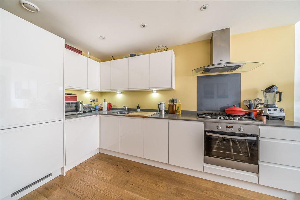 Property photo 3 of 14 1350461-16-68Cababfa878E.Jpg
