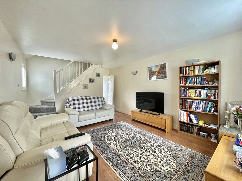 Property photo 3 of 13 Picture No. 02