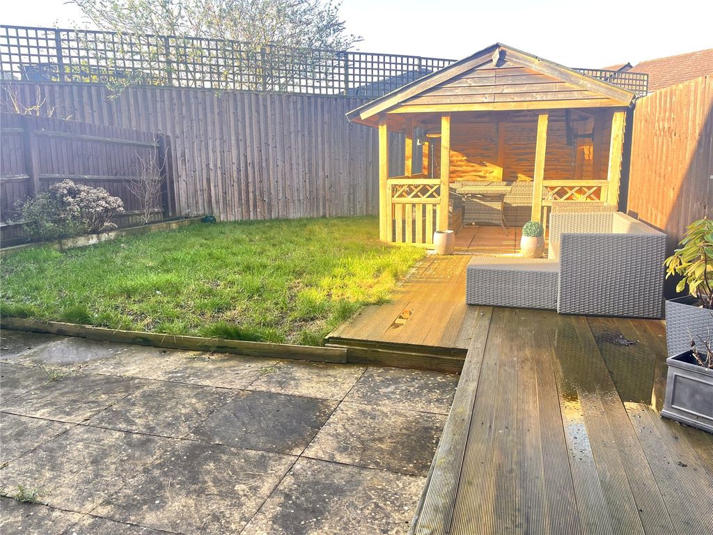 Property photo 2 of 14 Picture No. 13