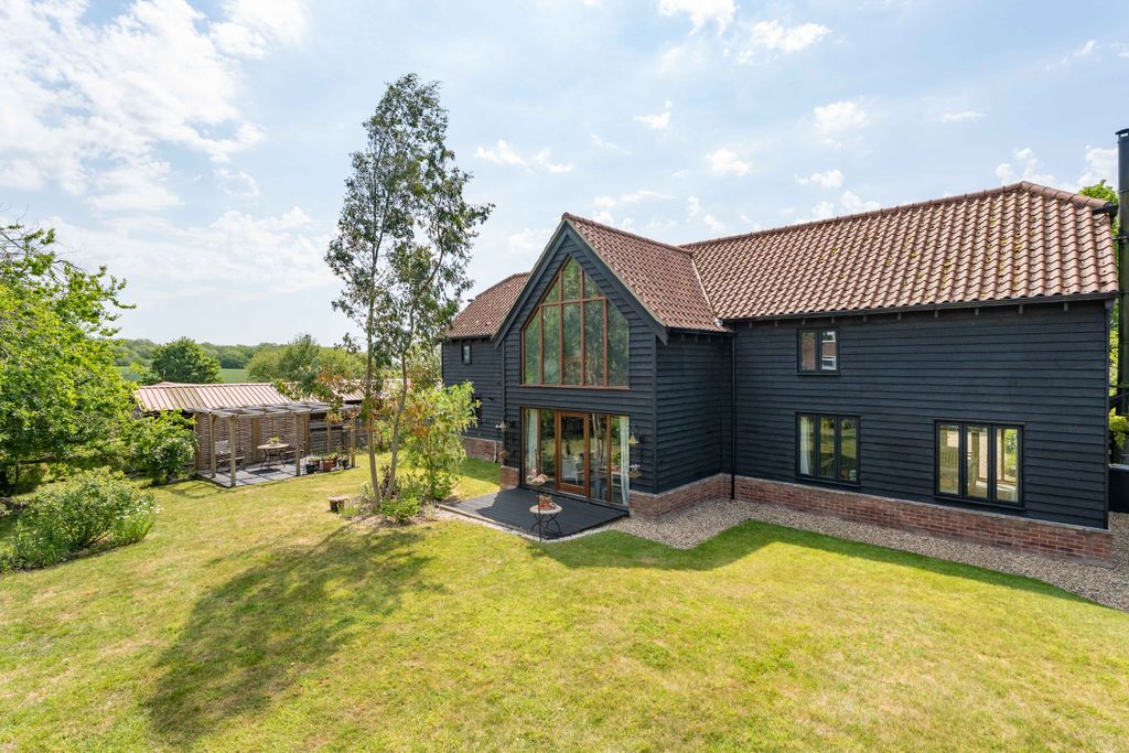 Property photo 1 of 30