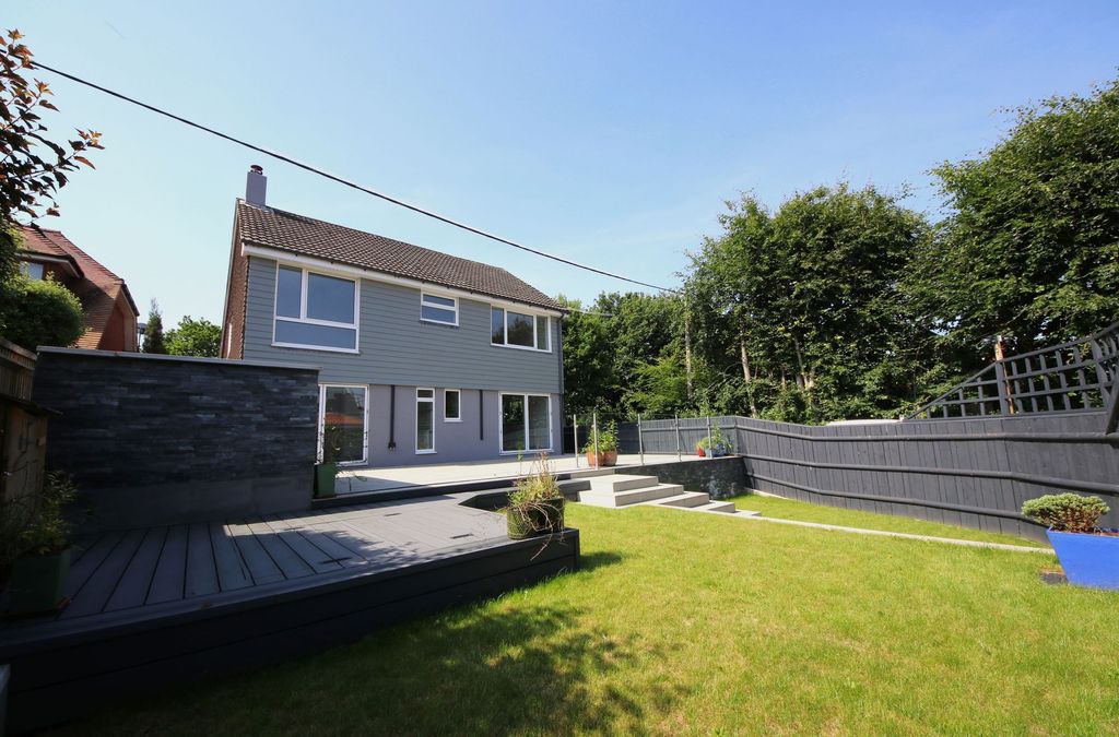 Property photo 1 of 23