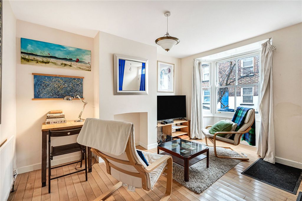 Property photo 2 of 14 Picture No. 02