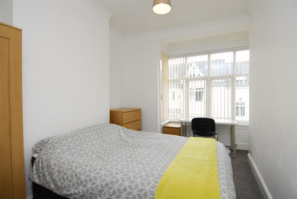 Property photo 1 of 5 14Abingdonrdr4009.Jpg