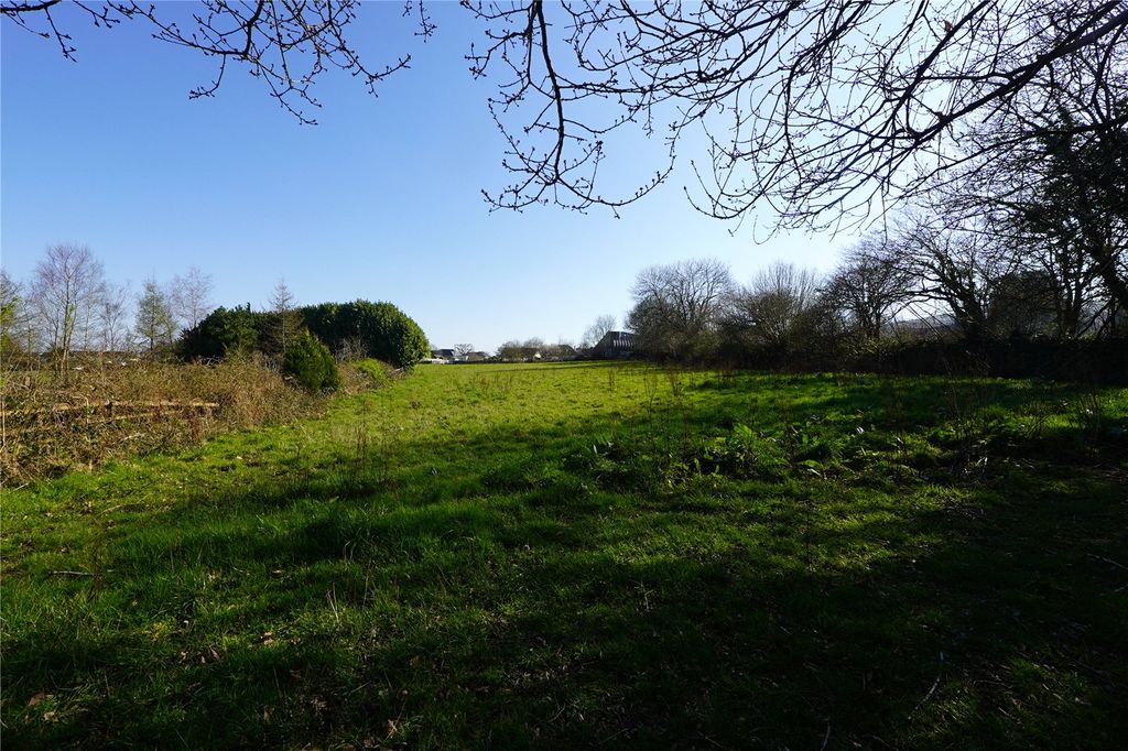 Property photo 3 of 7 Picture No. 06