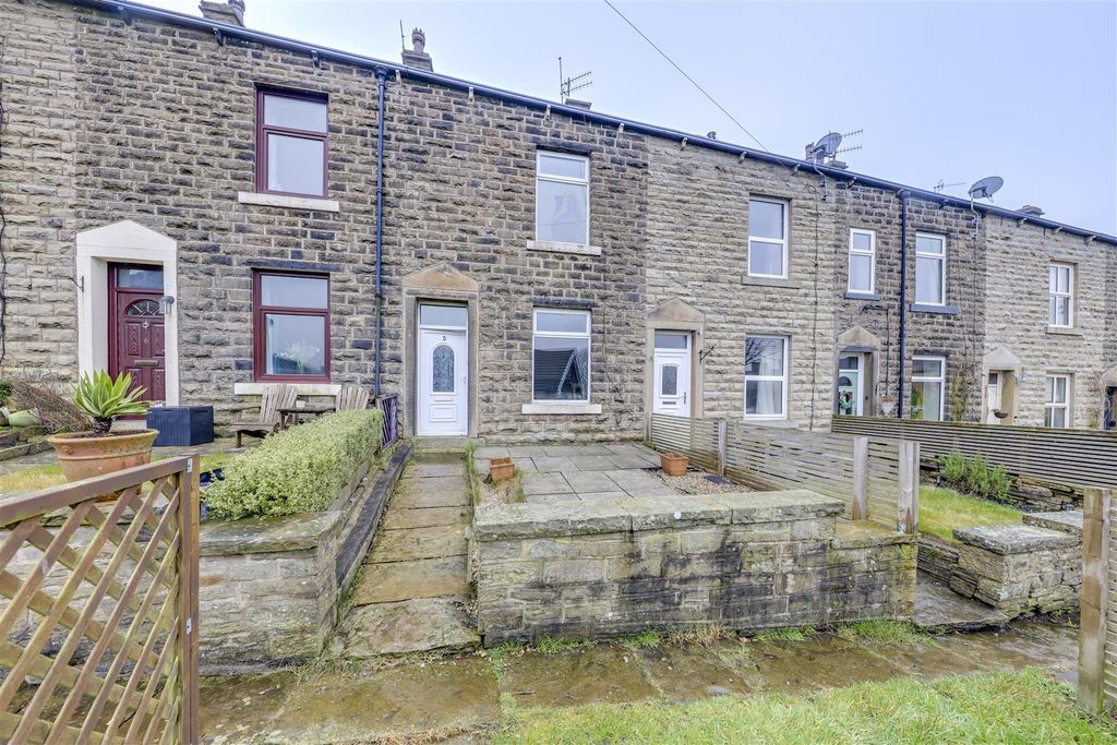 Property photo 2 of 20 Front External