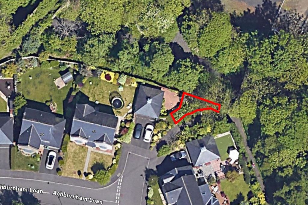 Property photo 1 of 4