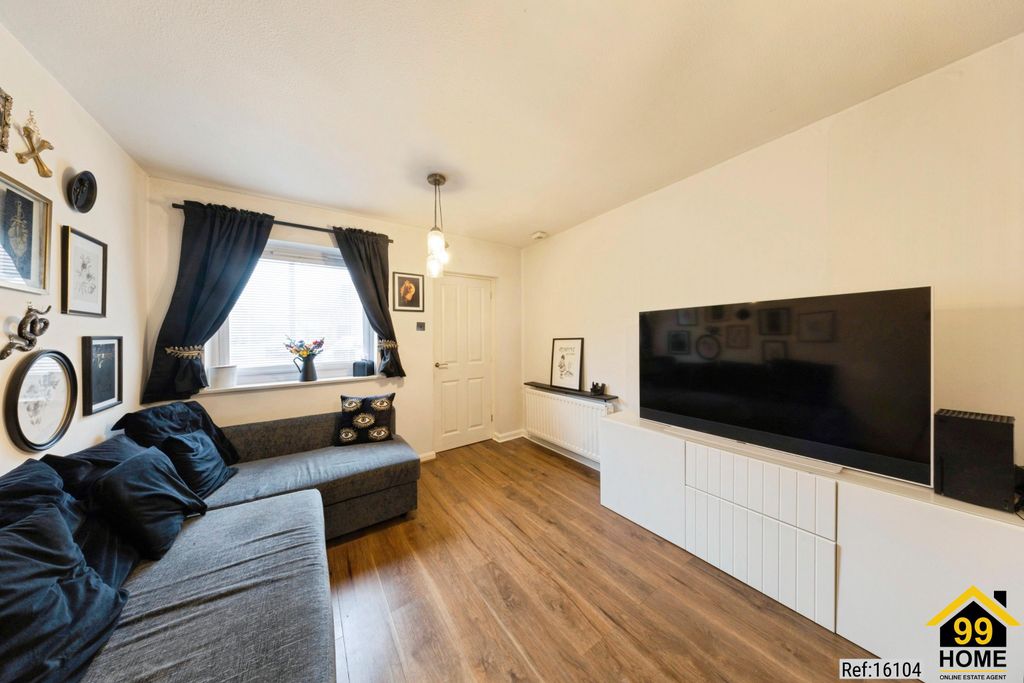 Property photo 3 of 20 Photo 2