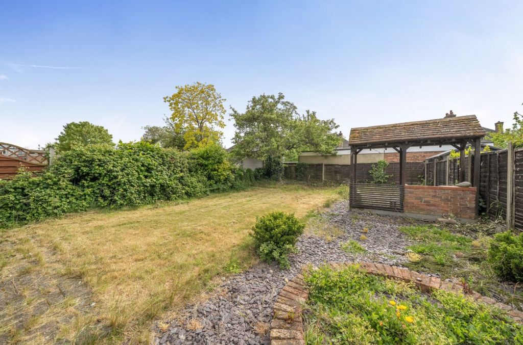 Property photo 3 of 18