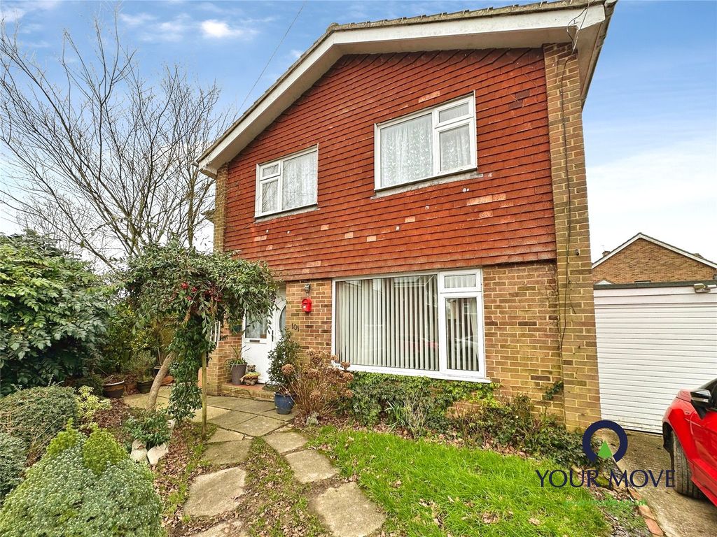 Property photo 3 of 31 Front