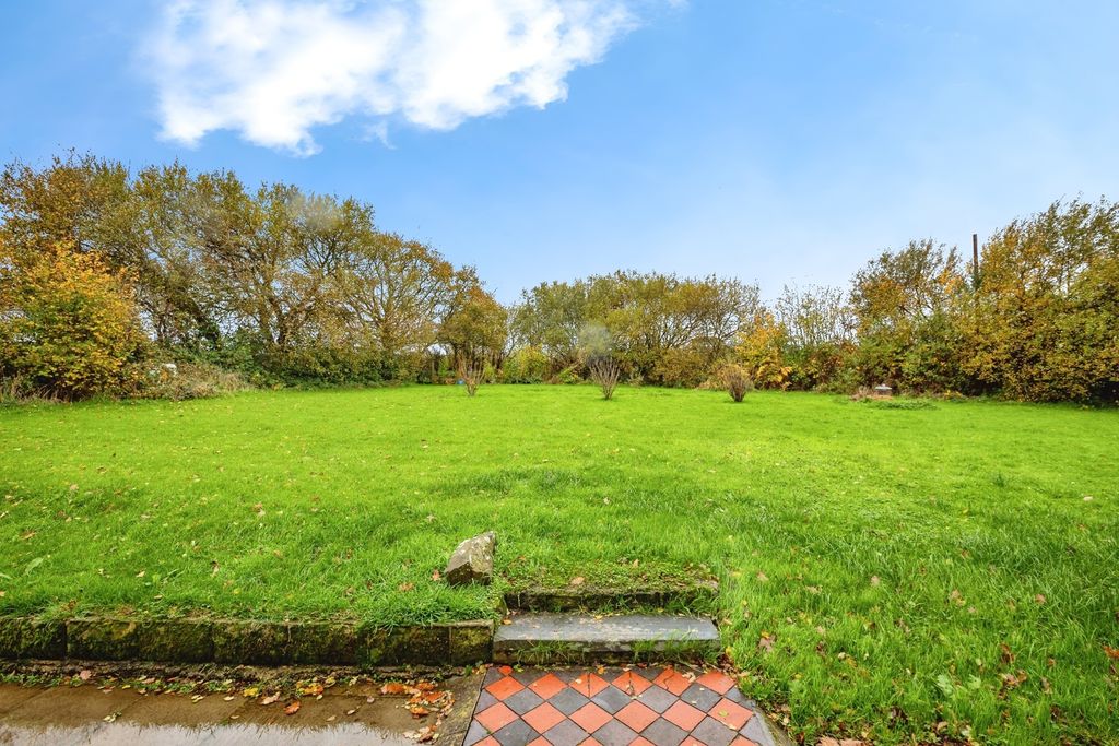 Additional image 6 of 6 bed bungalow for saleLlanarth, Ceredigion SA47