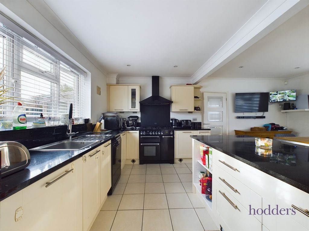 Property photo 3 of 24 Picture No. 55