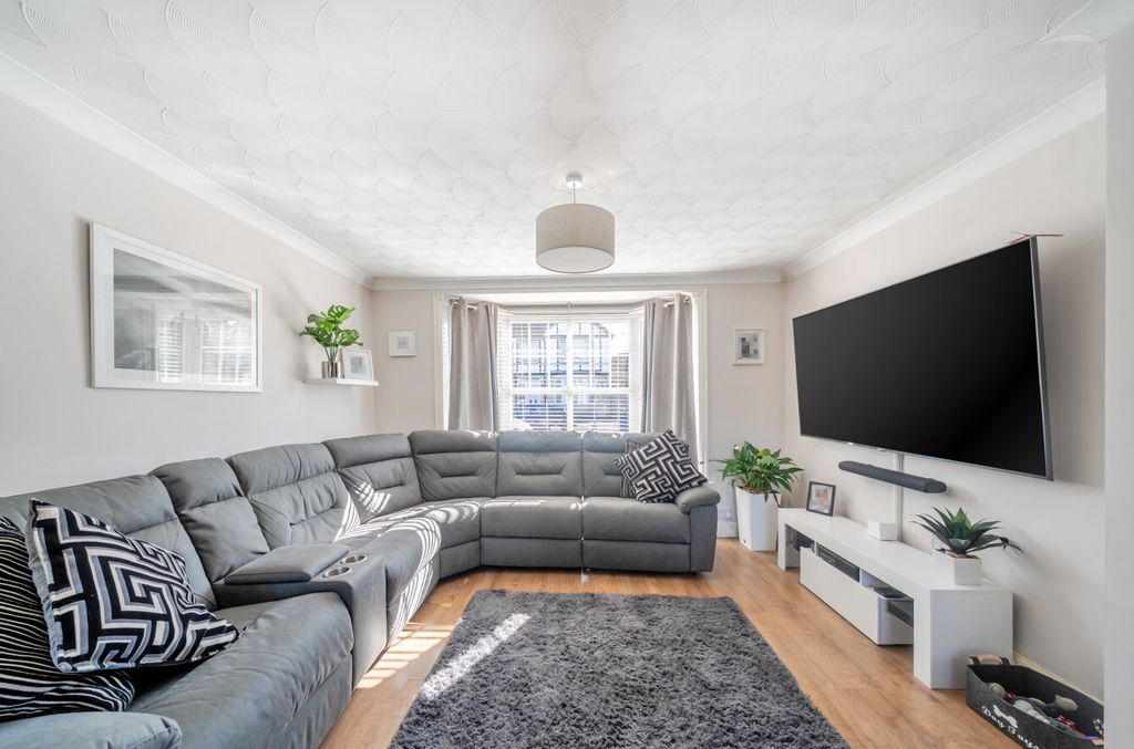 Property photo 2 of 13 1439420-9-69d4E84...