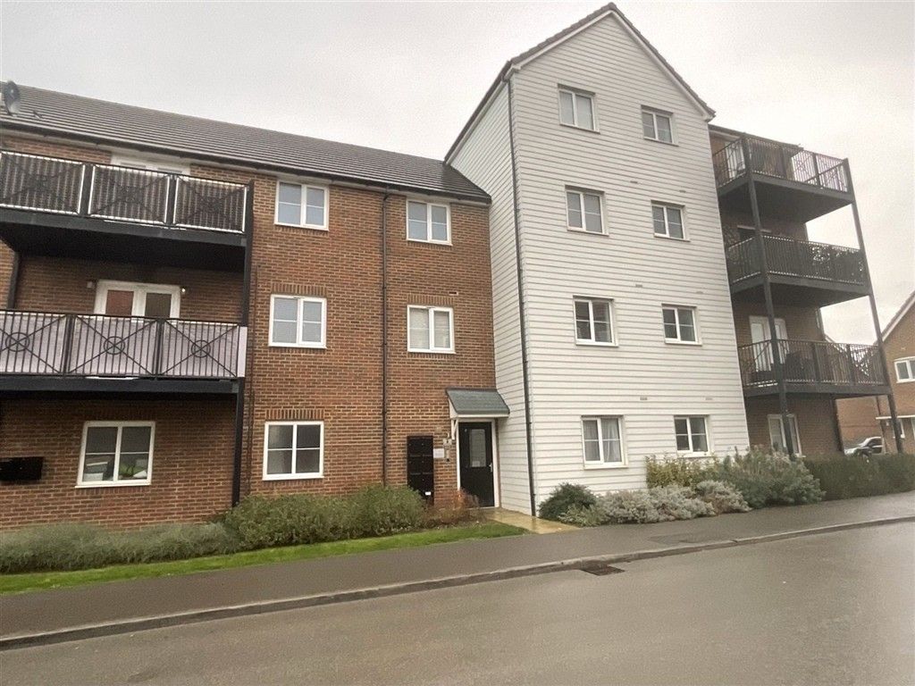 Property photo 1 of 7 Front