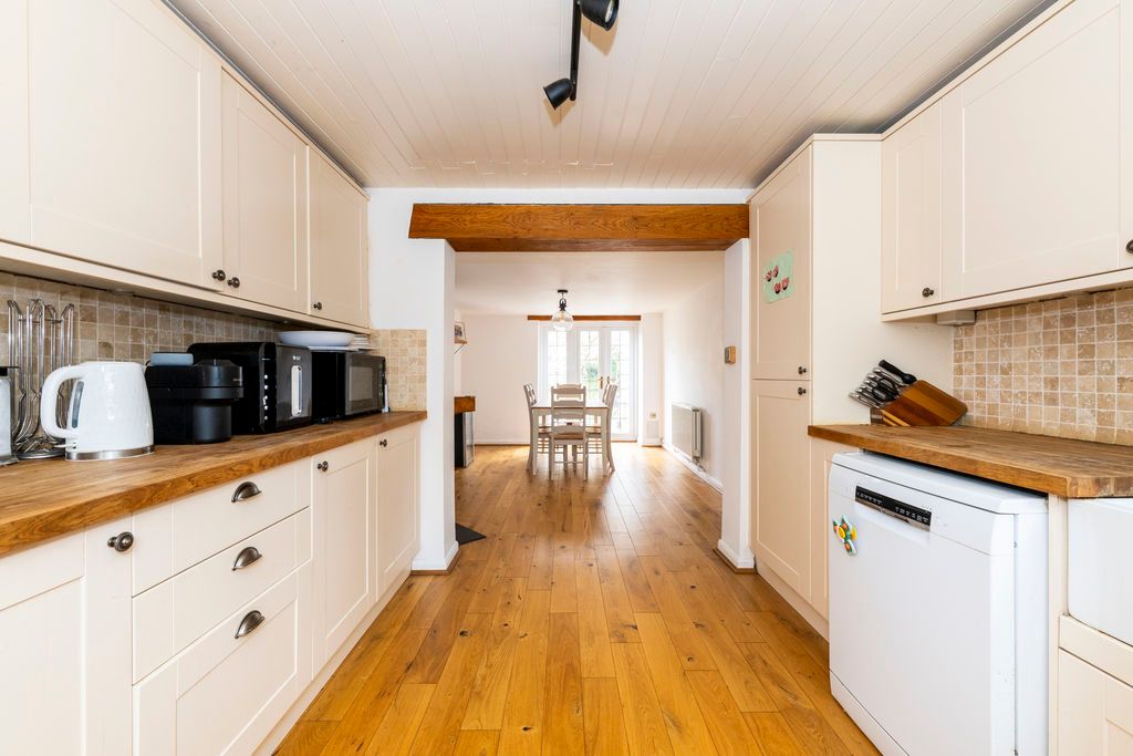 Property photo 2 of 23 Photo 12