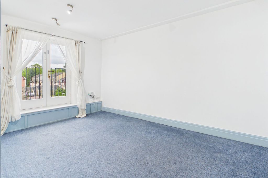 Additional image 3 of 2 bed flat to rentFlat 1, 141 Highgate, Kendal LA9