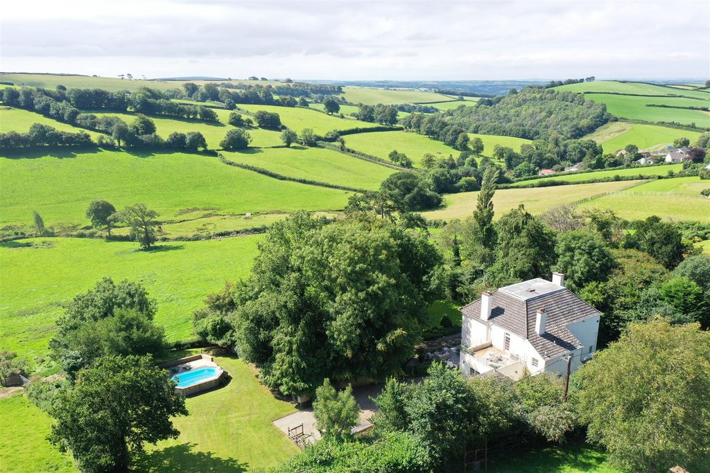 Property photo 1 of 46 Edited Old Rectory Pool1.Jpg