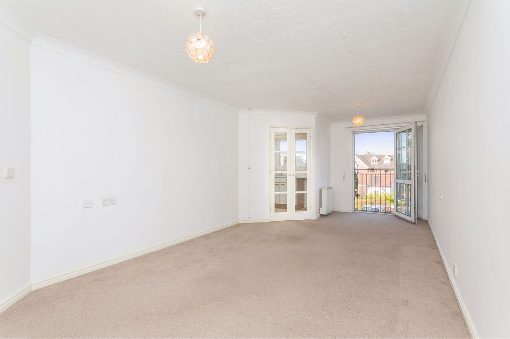 Property photo 2 of 9 Living Room