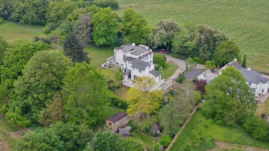 Property photo 1 of 22 Drone