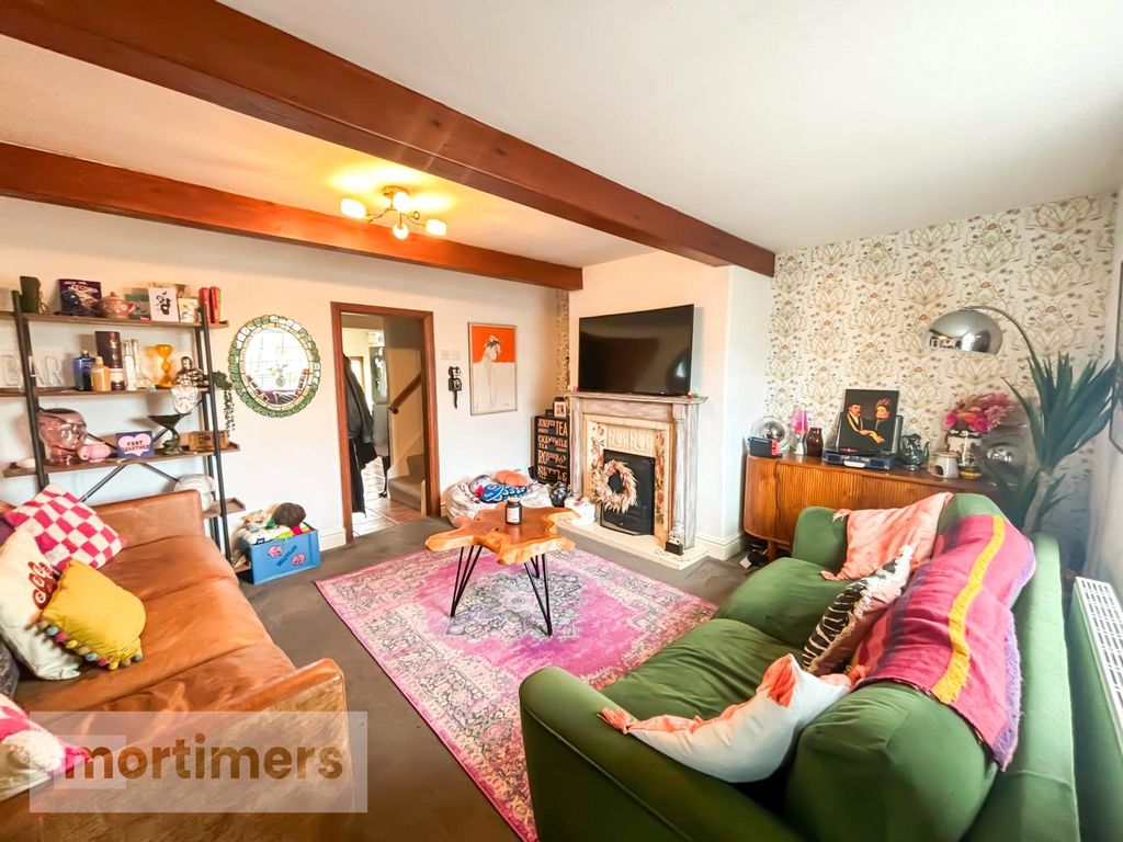 Property photo 2 of 14 Living Room