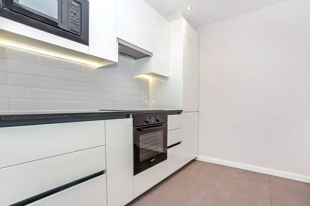 Property photo 2 of 5 Kitchen_High