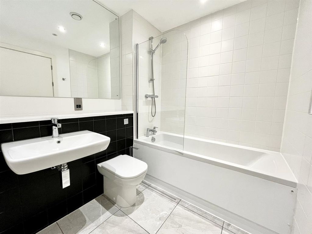 Property photo 3 of 7 Cb1d5628-6528-4751-9c4A-7d49Fef7E6c1.Jpg