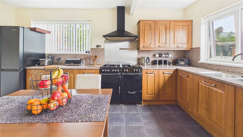 Additional image 15 of 5 bed end terrace house for saleOxford Road, Middlesbrough TS5