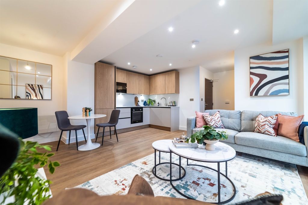 Property photo 2 of 7 Open Plan Kitchen/Living/Dining Room