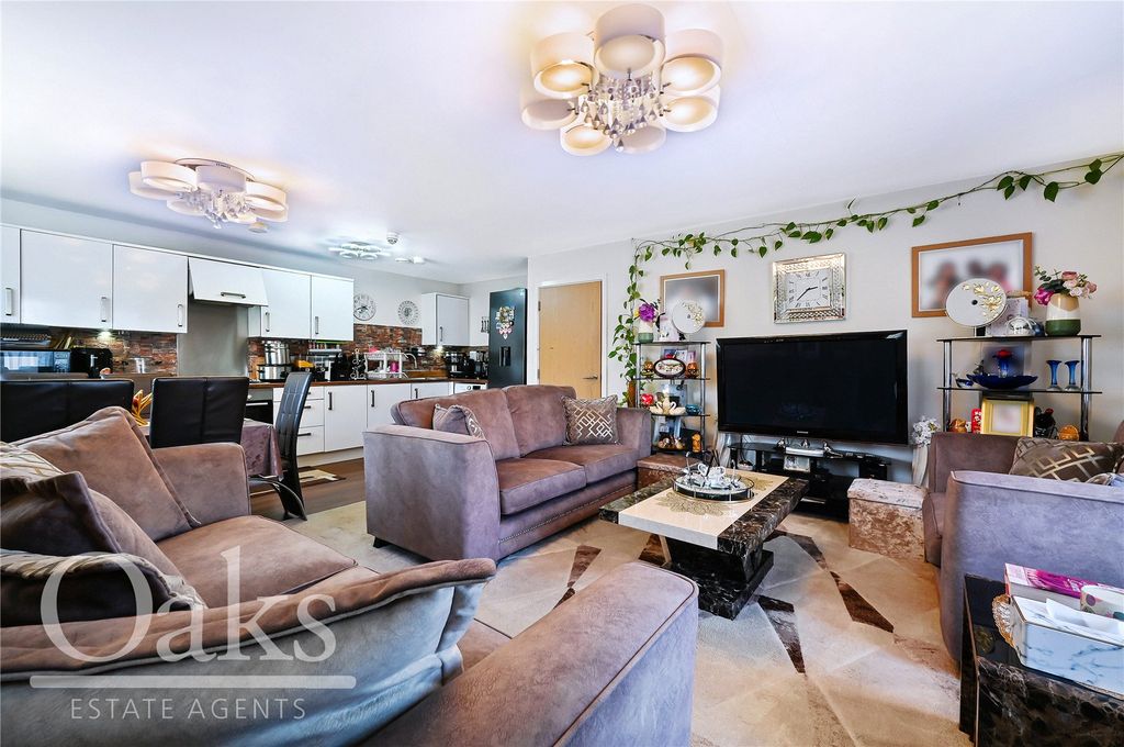 Property photo 1 of 8 Picture No. 13