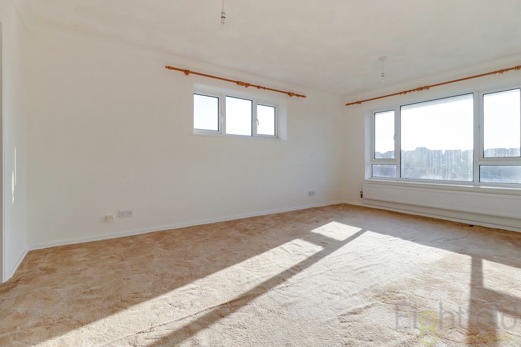 Property photo 2 of 13 Living Room