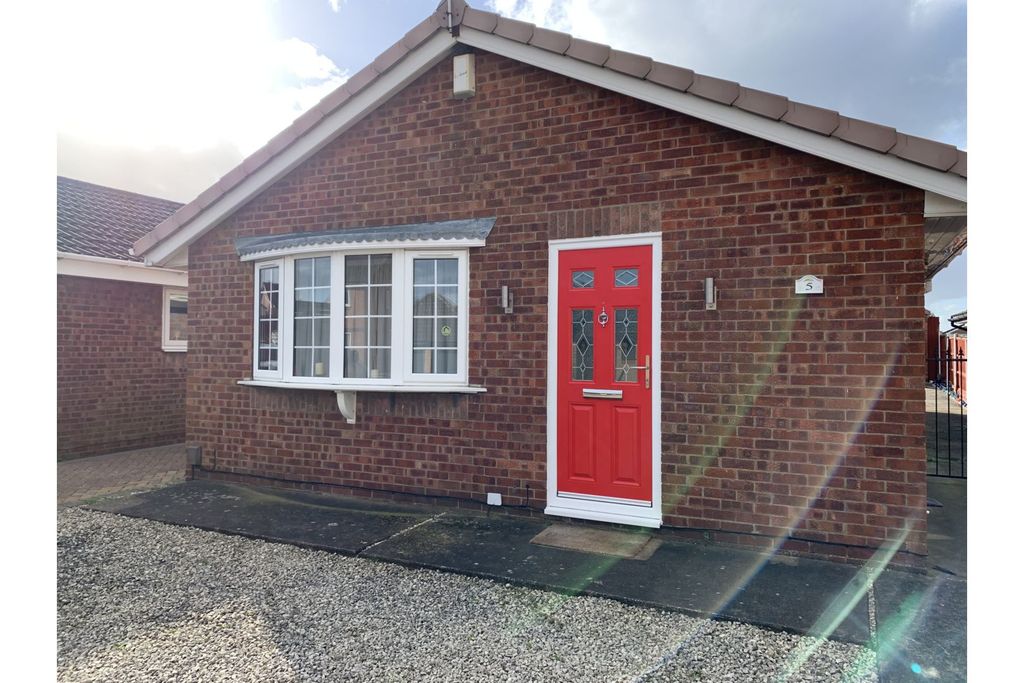 Property photo 1 of 39 Main Residence