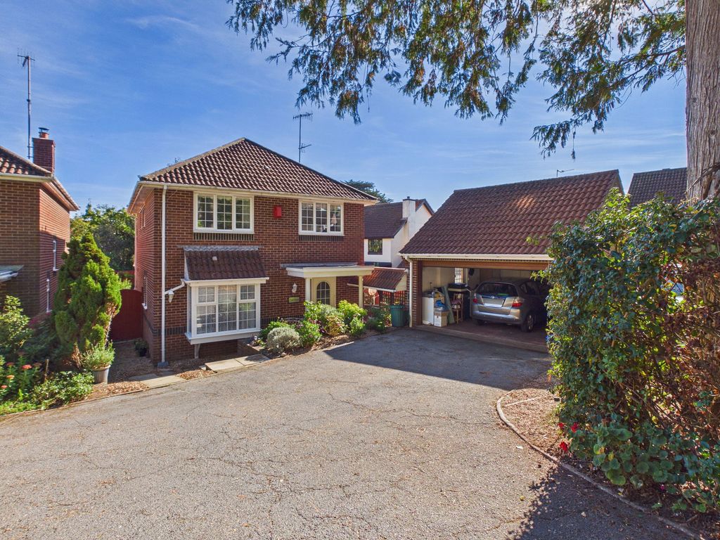 Property photo 1 of 28