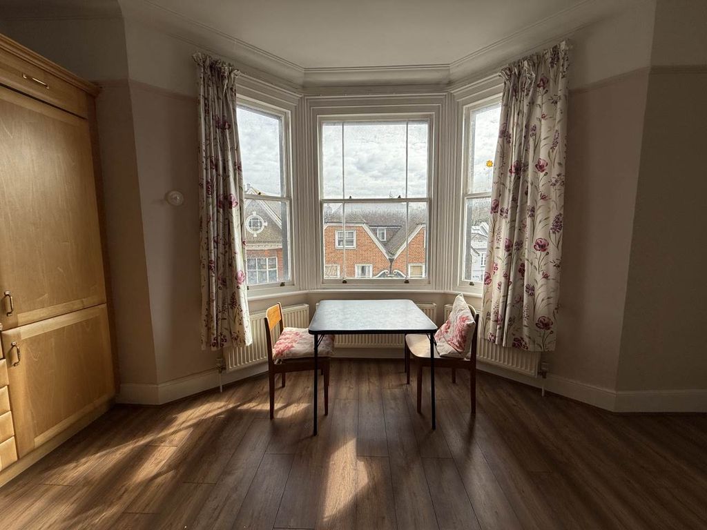 Property photo 2 of 10 Img_2939