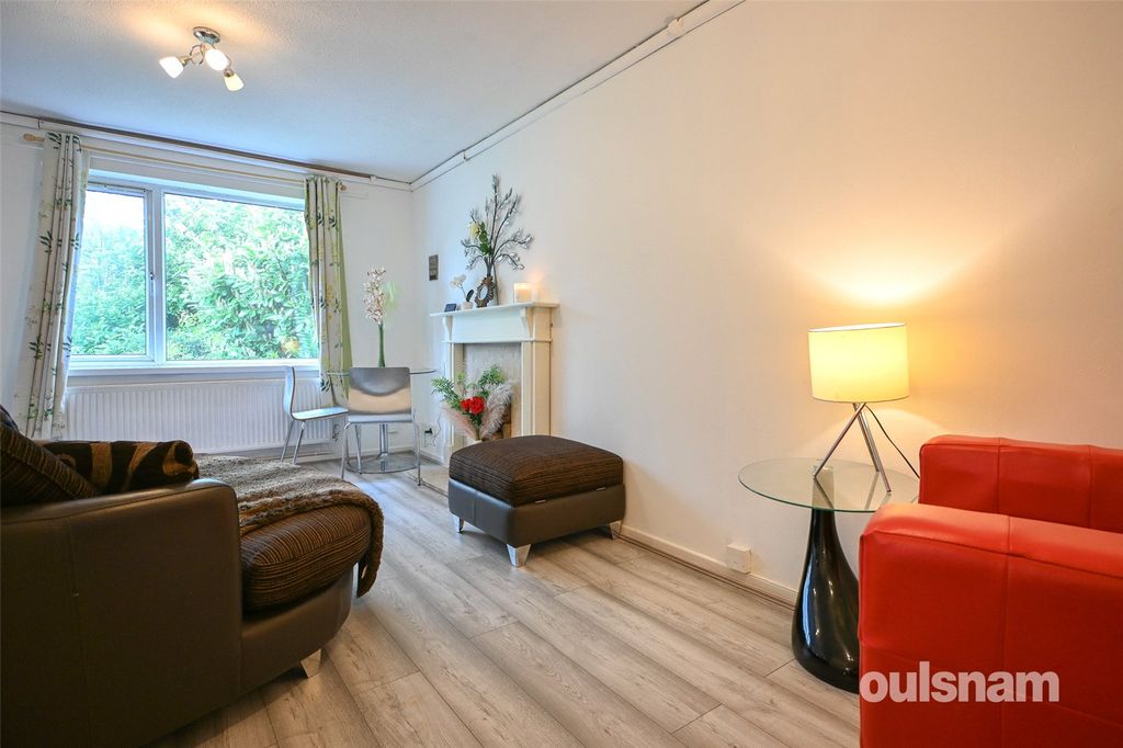 Property photo 2 of 19 Picture No. 17