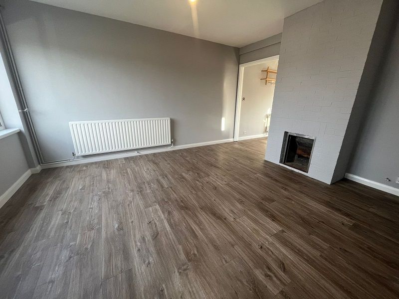 Property photo 3 of 10 Living Room