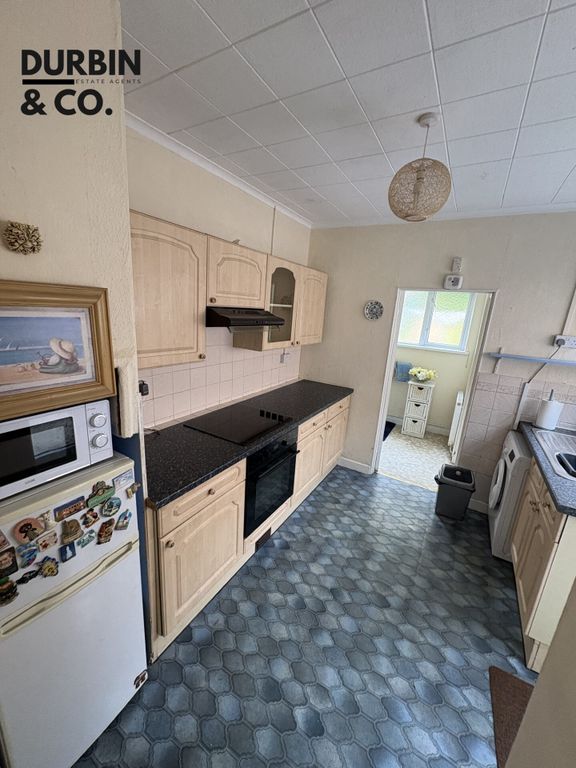 Property photo 1 of 19 Kitchen