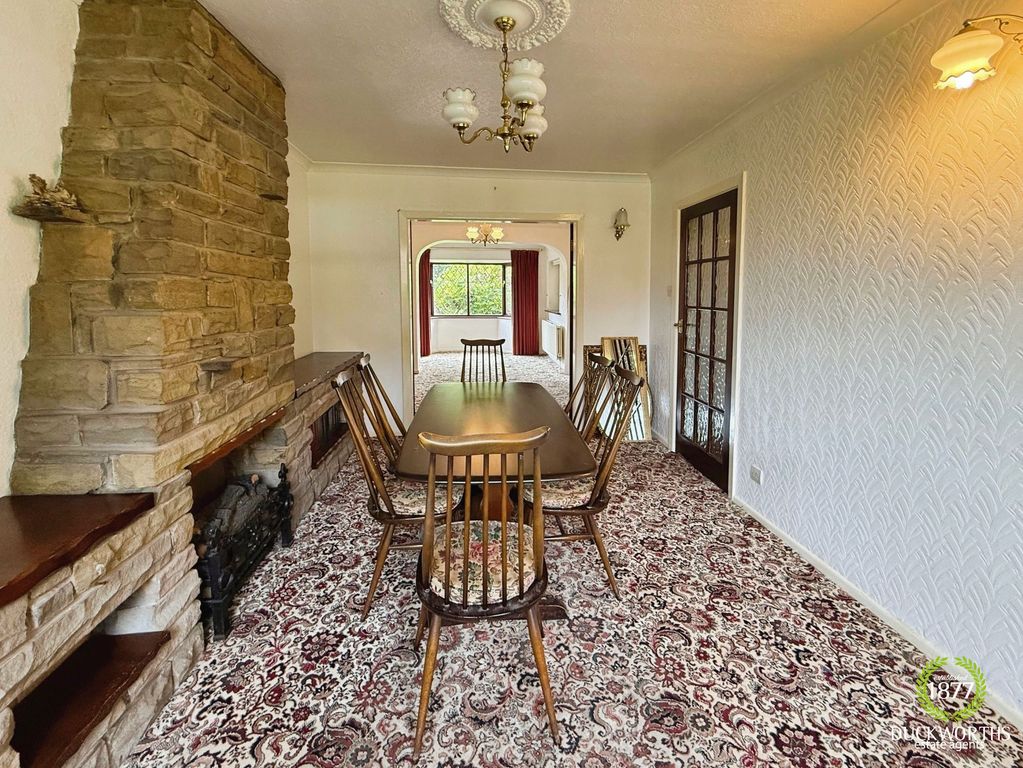 Property photo 2 of 29