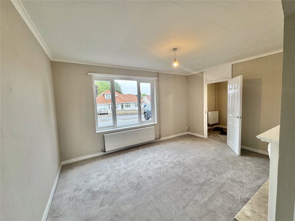 Property photo 2 of 10 Picture No. 01