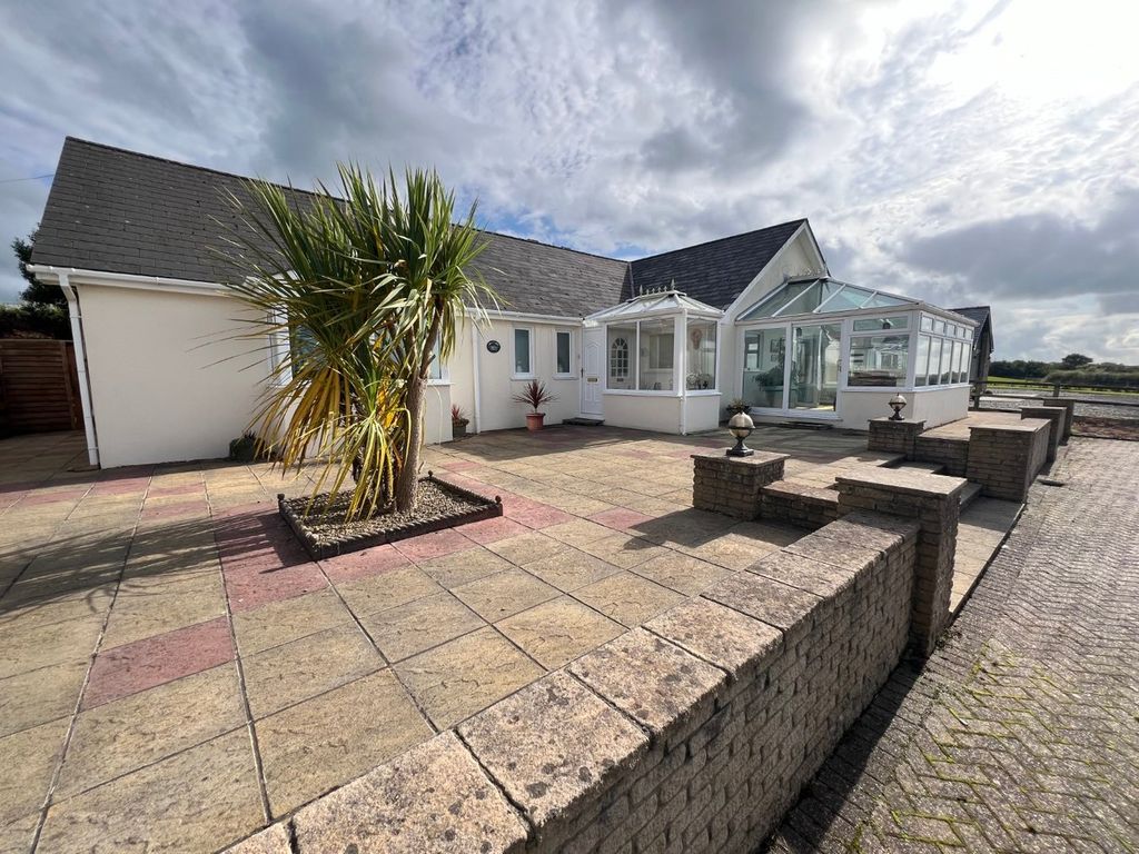 Property photo 1 of 45