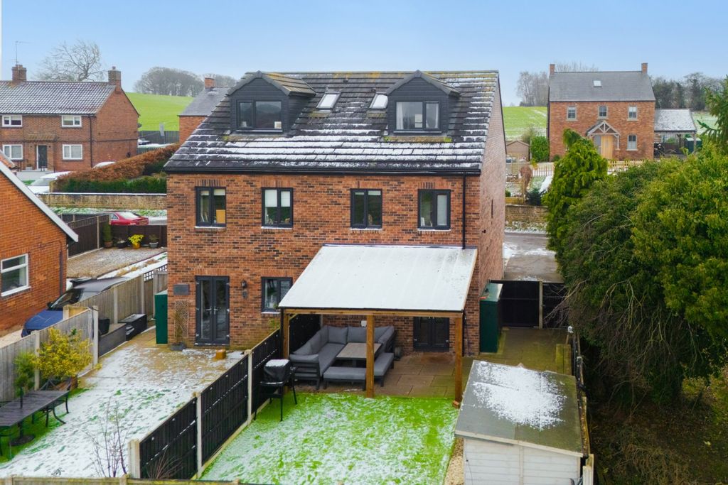 Property photo 1 of 19 Picture No. 28