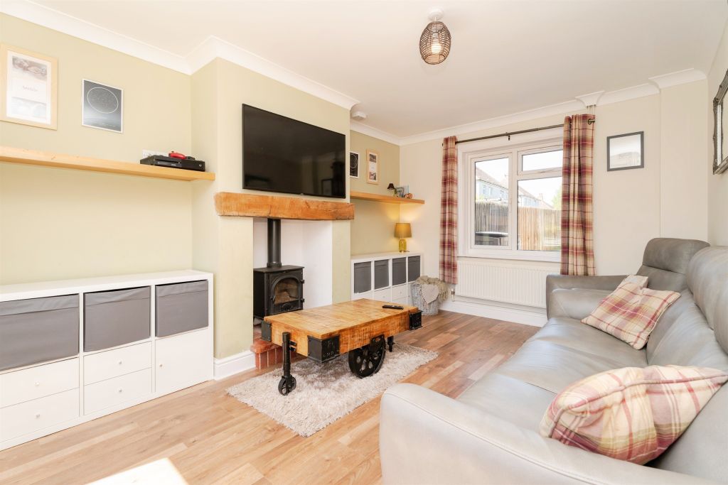 Property photo 3 of 17