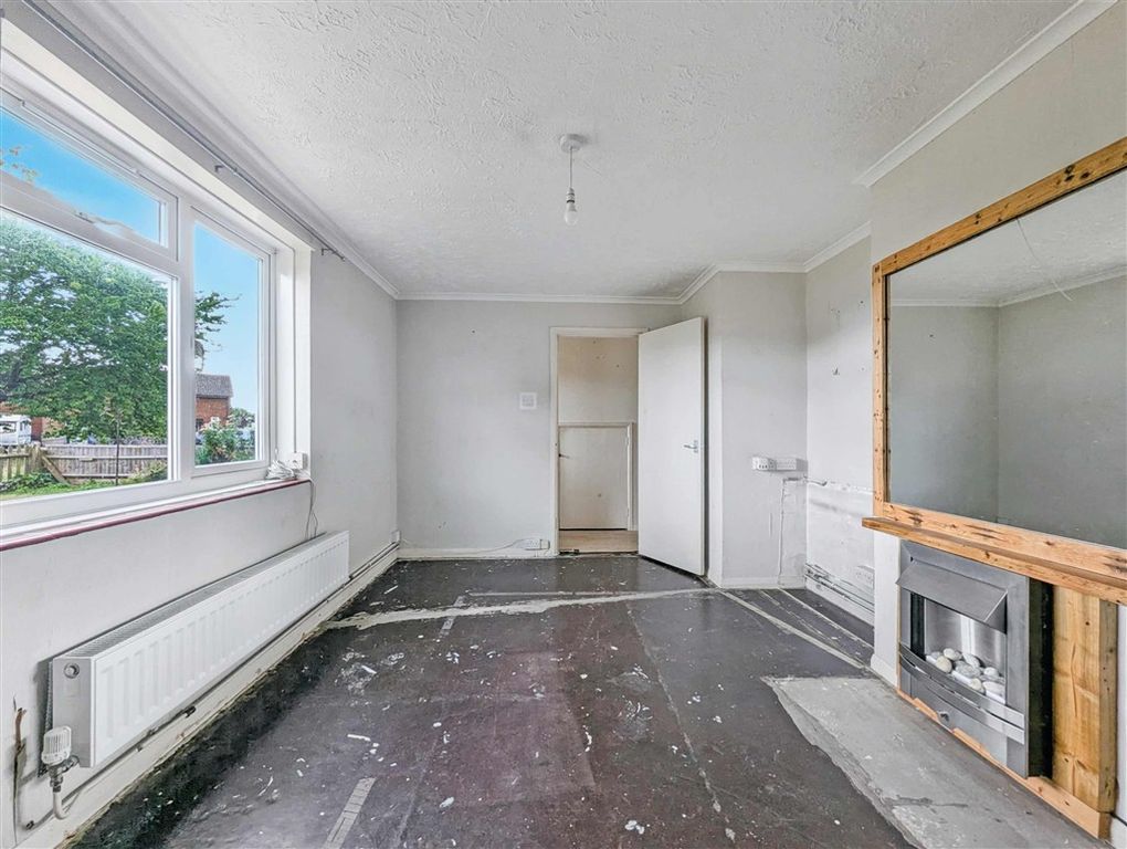 Property photo 3 of 5