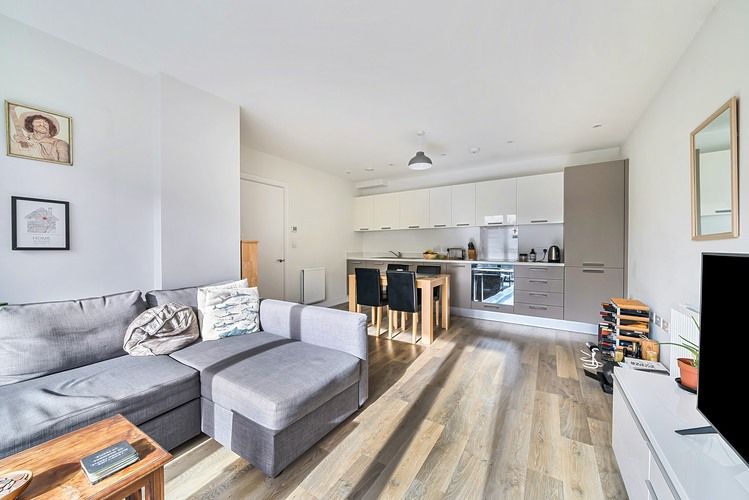 Property photo 3 of 20